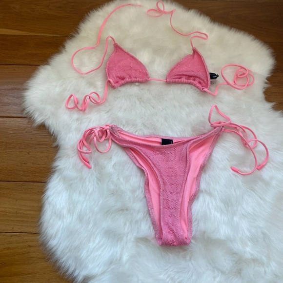 Triangl Swimwear Pink Bikini Set - Picture 1 of 3